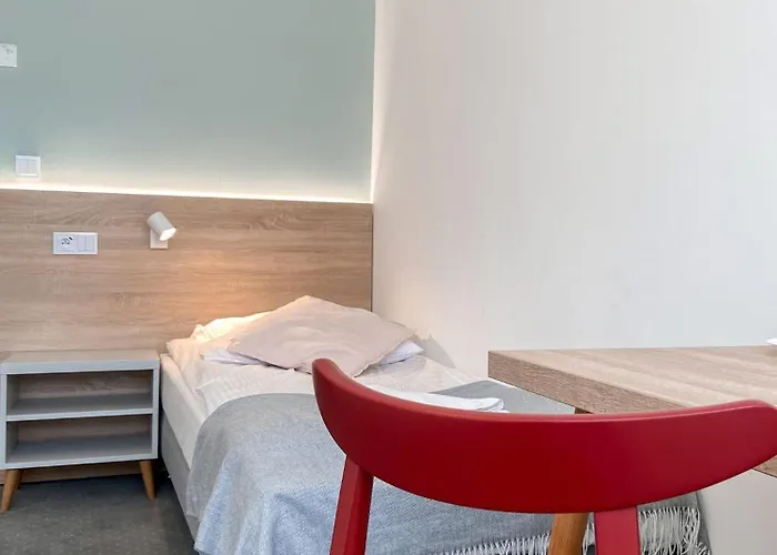 Osrodek Tulipan מלון אוסטראון